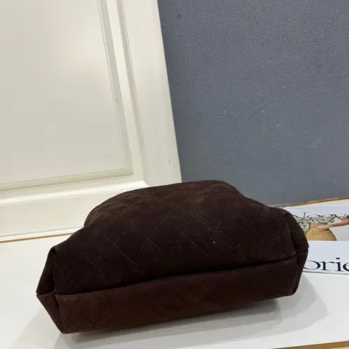 Replica Chanel AAA Quality Handbags For Women #1411702 $88.00 USD for Wholesale