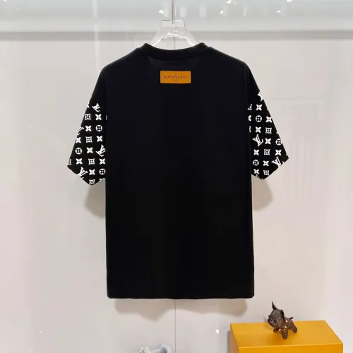 Replica Louis Vuitton LV T-Shirts Short Sleeved For Unisex #1411791 $45.00 USD for Wholesale