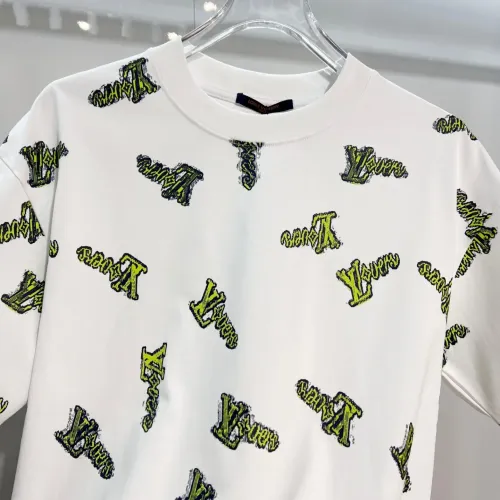 Replica Louis Vuitton LV T-Shirts Short Sleeved For Unisex #1411792 $45.00 USD for Wholesale