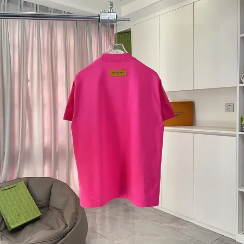 Replica Louis Vuitton LV T-Shirts Short Sleeved For Unisex #1411861 $42.00 USD for Wholesale
