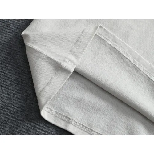 Replica Louis Vuitton LV T-Shirts Short Sleeved For Unisex #1412142 $52.00 USD for Wholesale