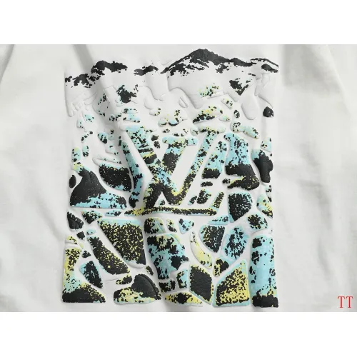 Replica Louis Vuitton LV T-Shirts Short Sleeved For Unisex #1412247 $45.00 USD for Wholesale