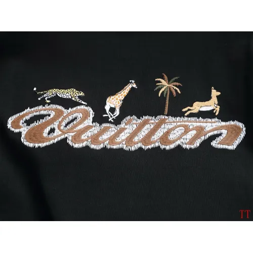 Replica Louis Vuitton LV T-Shirts Short Sleeved For Unisex #1412261 $48.00 USD for Wholesale