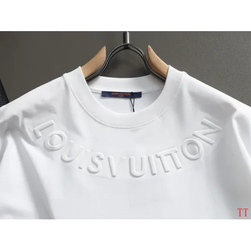 Replica Louis Vuitton LV T-Shirts Short Sleeved For Unisex #1412272 $40.00 USD for Wholesale