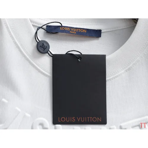 Replica Louis Vuitton LV T-Shirts Short Sleeved For Unisex #1412272 $40.00 USD for Wholesale