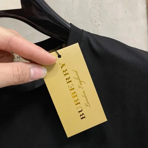 Replica Burberry T-Shirts Short Sleeved For Men #1412502 $76.00 USD for Wholesale