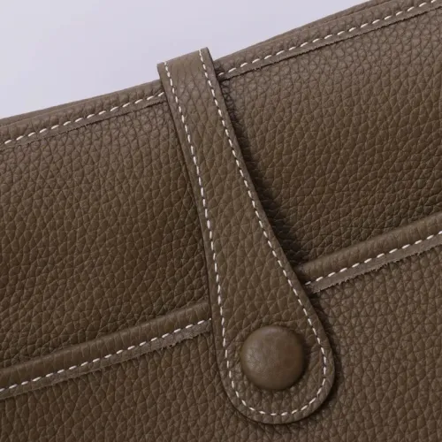 Replica Hermes AAA Quality Messenger Bags For Women #1412625 $125.00 USD for Wholesale