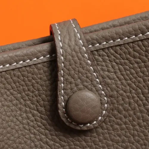 Replica Hermes AAA Quality Messenger Bags For Women #1412649 $96.00 USD for Wholesale