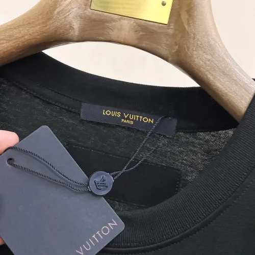 Replica Louis Vuitton LV T-Shirts Short Sleeved For Men #1412943 $68.00 USD for Wholesale