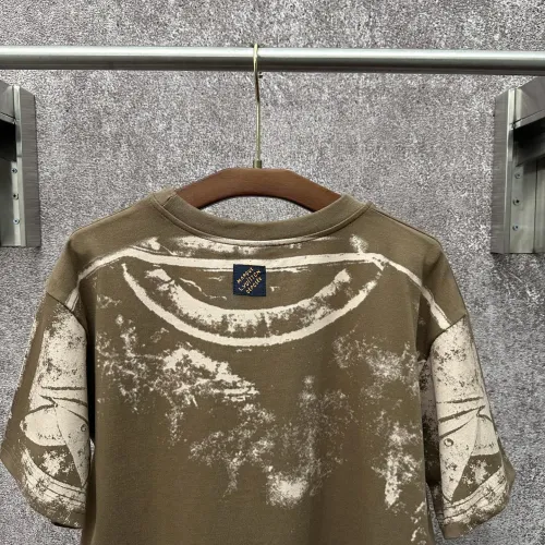 Replica Louis Vuitton LV T-Shirts Short Sleeved For Unisex #1412952 $56.00 USD for Wholesale