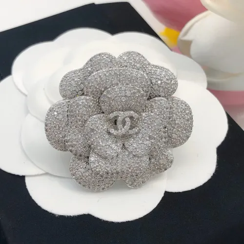Chanel Brooches For Women #1413283 $38.00 USD, Wholesale Replica Chanel Brooches