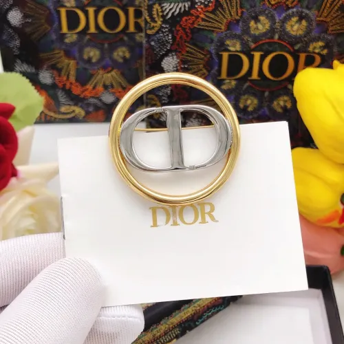 Replica Christian Dior Brooches For Women #1413381 $25.00 USD for Wholesale