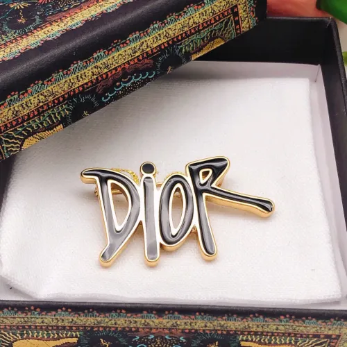 Replica Christian Dior Brooches For Women #1413382 $25.00 USD for Wholesale