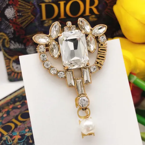 Christian Dior Brooches For Women #1413386 $27.00 USD, Wholesale Replica Christian Dior Brooches