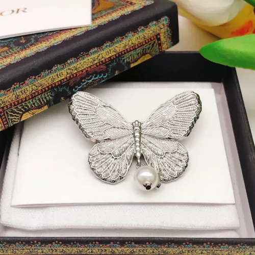 Replica Christian Dior Brooches For Women #1413392 $27.00 USD for Wholesale