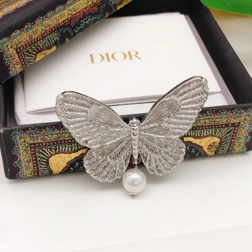 Replica Christian Dior Brooches For Women #1413392 $27.00 USD for Wholesale
