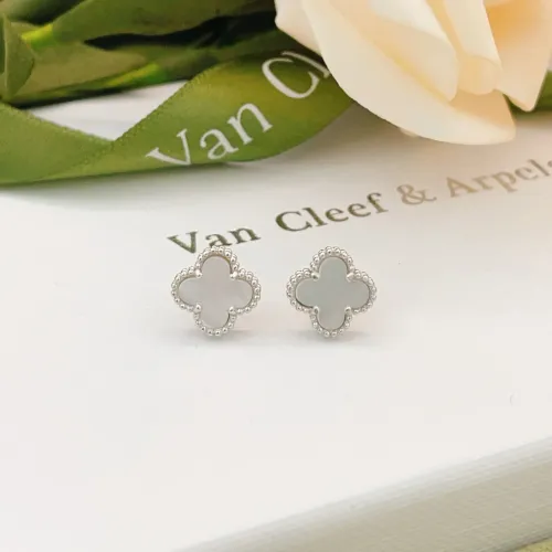 Van Cleef &amp; Arpels Earrings For Women #1413518 $25.00 USD, Wholesale Replica Van Cleef &amp; Arpels Earrings
