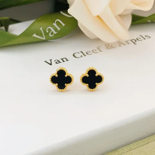 Van Cleef &amp; Arpels Earrings For Women #1413522 $25.00 USD, Wholesale Replica Van Cleef &amp; Arpels Earrings