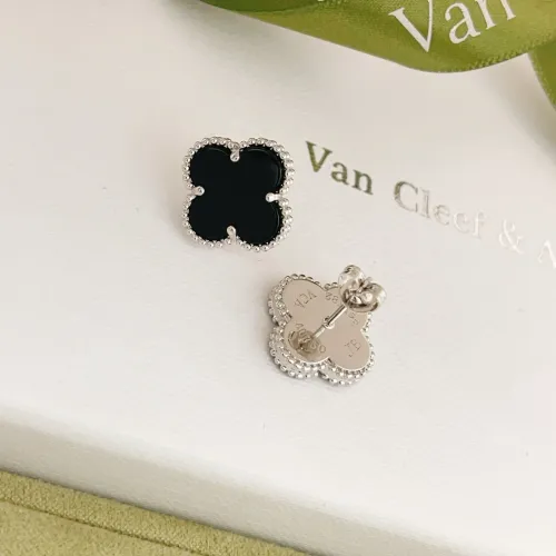 Replica Van Cleef & Arpels Earrings For Women #1413532 $25.00 USD for Wholesale