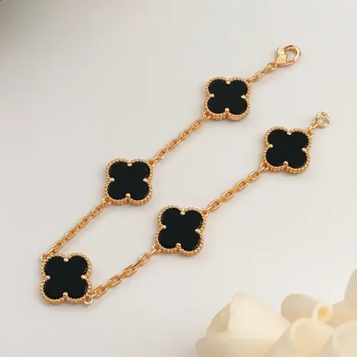 Replica Van Cleef & Arpels Bracelets For Women #1413737 $34.00 USD for Wholesale
