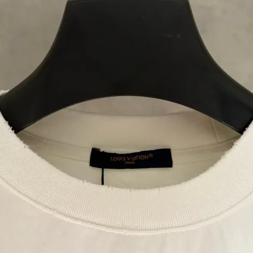 Replica Louis Vuitton LV T-Shirts Short Sleeved For Unisex #1413890 $48.00 USD for Wholesale