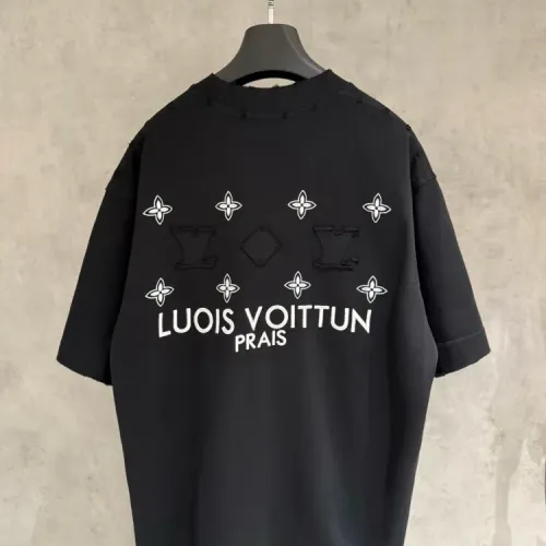 Replica Louis Vuitton LV T-Shirts Short Sleeved For Unisex #1413893 $48.00 USD for Wholesale