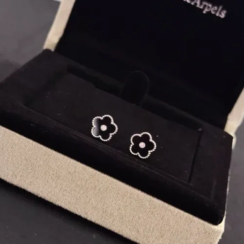 Replica Van Cleef & Arpels Earrings For Women #1413959 $36.00 USD for Wholesale
