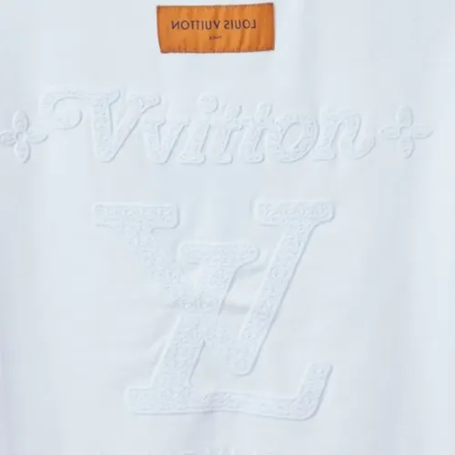 Replica Louis Vuitton LV T-Shirts Short Sleeved For Unisex #1414010 $39.00 USD for Wholesale