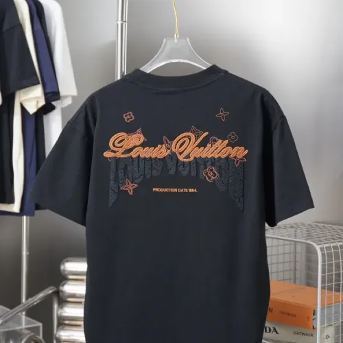 Replica Louis Vuitton LV T-Shirts Short Sleeved For Unisex #1414014 $38.00 USD for Wholesale