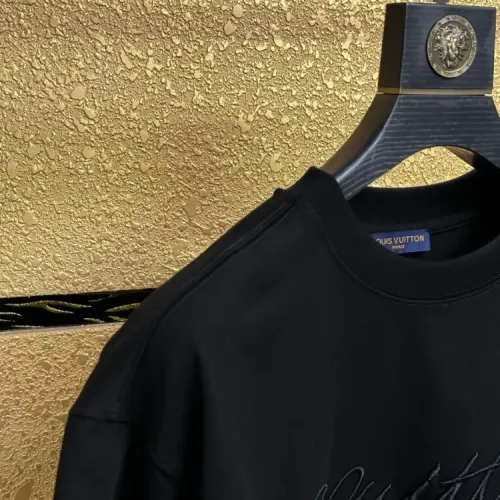 Replica Louis Vuitton LV T-Shirts Short Sleeved For Unisex #1414117 $40.00 USD for Wholesale