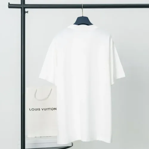 Replica Louis Vuitton LV T-Shirts Short Sleeved For Unisex #1414118 $41.00 USD for Wholesale