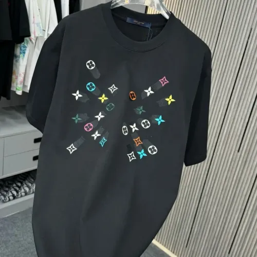 Replica Louis Vuitton LV T-Shirts Short Sleeved For Unisex #1414149 $40.00 USD for Wholesale