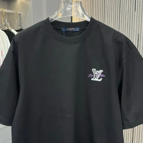 Replica Louis Vuitton LV T-Shirts Short Sleeved For Unisex #1414152 $40.00 USD for Wholesale