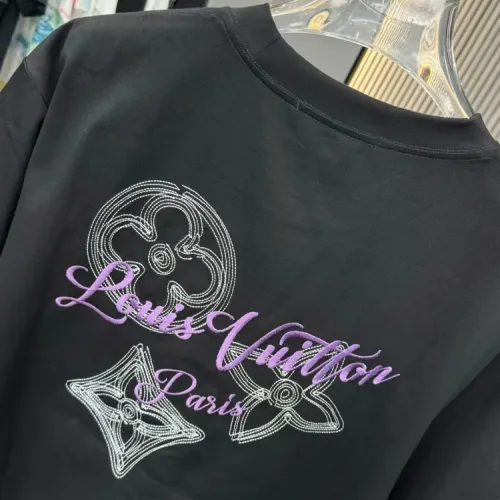 Replica Louis Vuitton LV T-Shirts Short Sleeved For Unisex #1414152 $40.00 USD for Wholesale