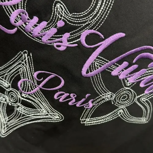 Replica Louis Vuitton LV T-Shirts Short Sleeved For Unisex #1414152 $40.00 USD for Wholesale