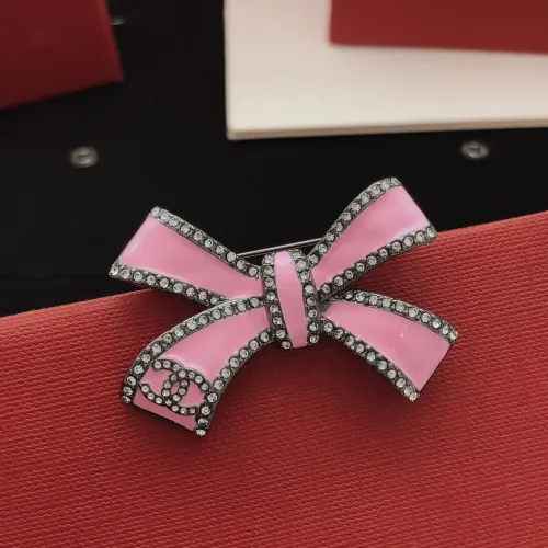 Chanel Brooches For Women #1414183 $27.00 USD, Wholesale Replica Chanel Brooches