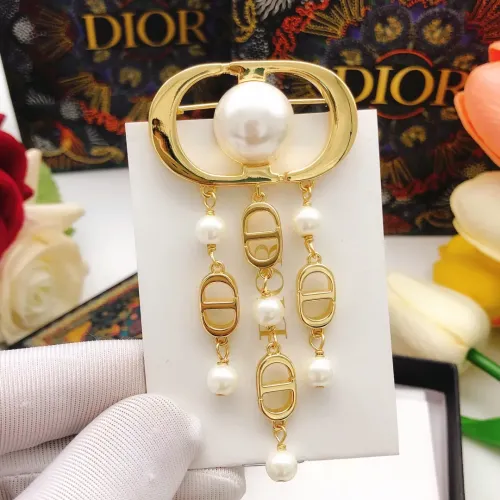 Christian Dior Brooches For Women #1414280 $29.00 USD, Wholesale Replica Christian Dior Brooches