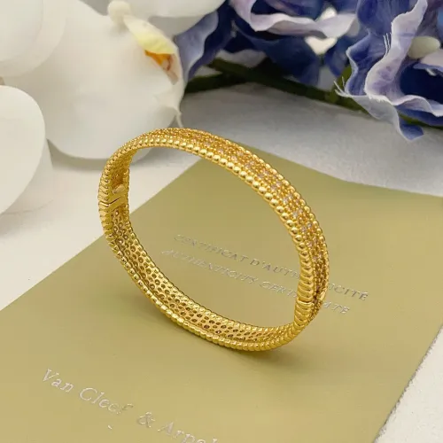 Replica Van Cleef & Arpels Bracelets #1414295 $32.00 USD for Wholesale