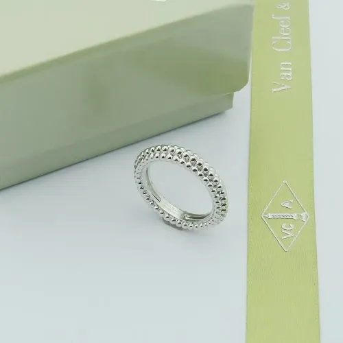 Van Cleef & Arpels Rings For Women #1414435