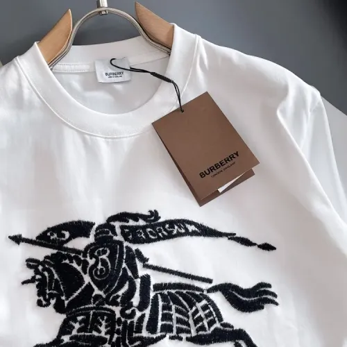 Replica Burberry T-Shirts Short Sleeved For Unisex #1414522 $42.00 USD for Wholesale