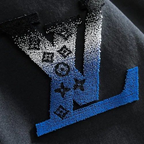 Replica Louis Vuitton LV T-Shirts Short Sleeved For Unisex #1414562 $42.00 USD for Wholesale