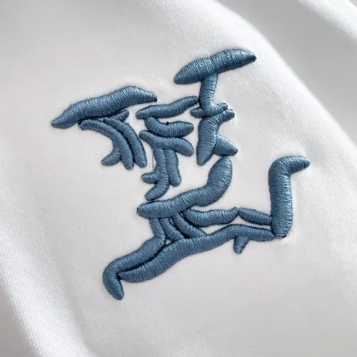 Replica Louis Vuitton LV T-Shirts Short Sleeved For Unisex #1414566 $42.00 USD for Wholesale