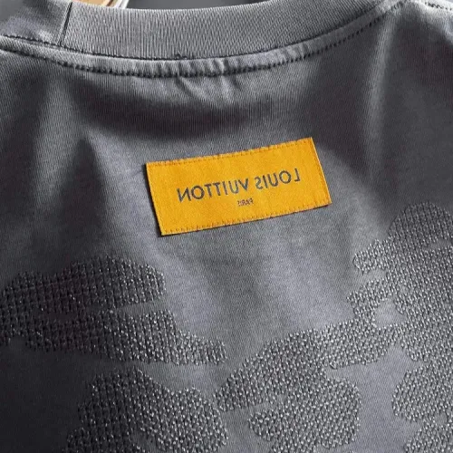 Replica Louis Vuitton LV T-Shirts Short Sleeved For Unisex #1414578 $42.00 USD for Wholesale
