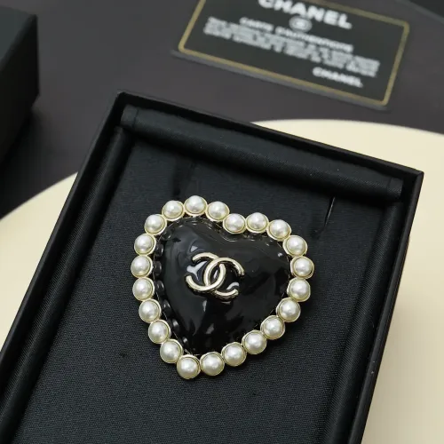 Chanel Brooches For Women #1414644 $27.00 USD, Wholesale Replica Chanel Brooches