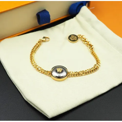 Versace Bracelets #1414689 $25.00 USD, Wholesale Replica Versace Bracelets