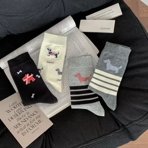 Replica Thom Browne Socks #1415148 $29.00 USD for Wholesale
