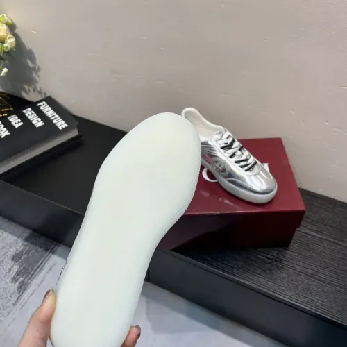 Replica Gucci Casual Shoes For Women #1416640 $100.00 USD for Wholesale