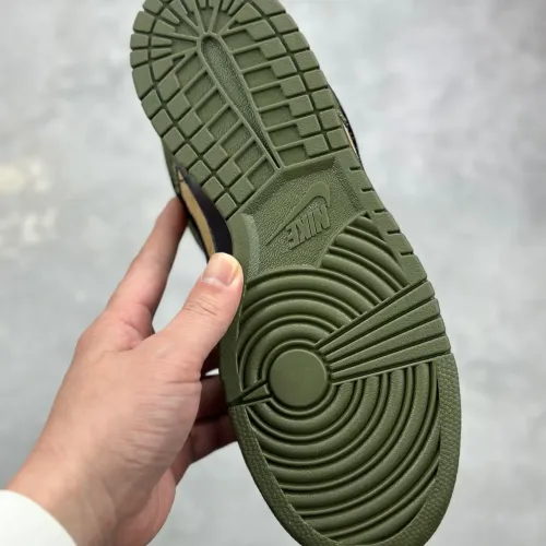 Replica Nike SB Dunk-Low For Women #1417259 $85.00 USD for Wholesale