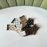 $27.00 USD Gucci Socks #1407332
