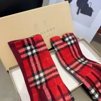 $38.00 USD Burberry Gloves #1407563